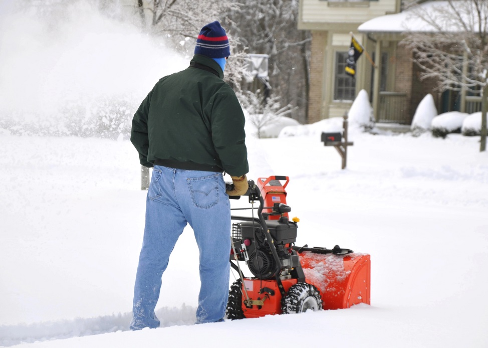 Beware of Shoveling Snow in Icy Temperatures 