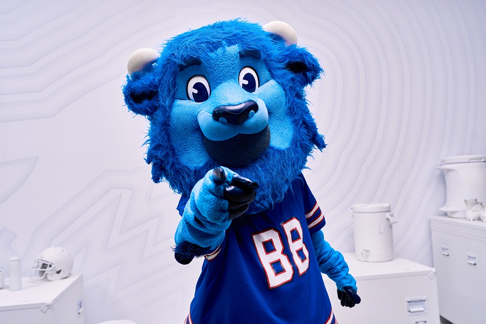 Buffalo Bills Mascot Inspires Kids to PLAY 60 for Better Health