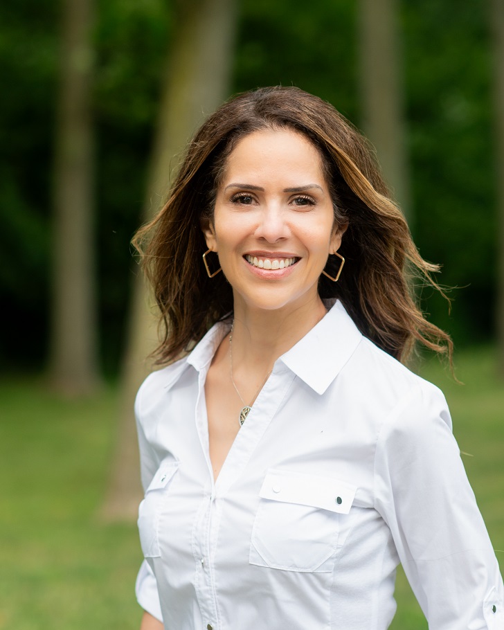 Cover Model Story: Meet Dr. Ana Stearns 