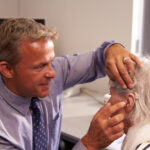 Optimizing Your Hearing Aid Experience with an Audiologist