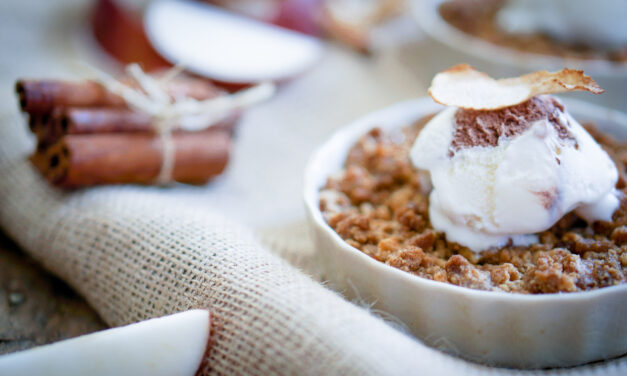 Everyone’s fall favorite – apple crisp!