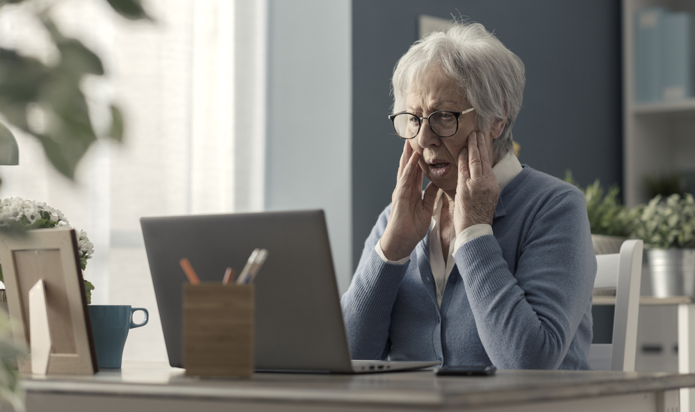 Helping Older Adults Spot Online Scams