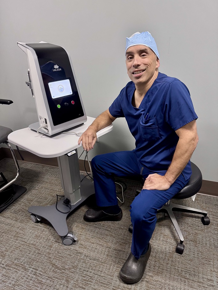 New Light Therapy Offers Hope for People with Dry Macular Degeneration 