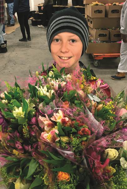 Businesses and Schools Needed for Hospice Buffalo’s Spring Bouquet Sale